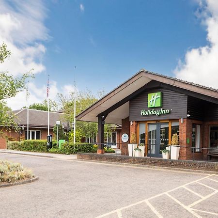 Holiday Inn Guildford By Ihg Esterno foto