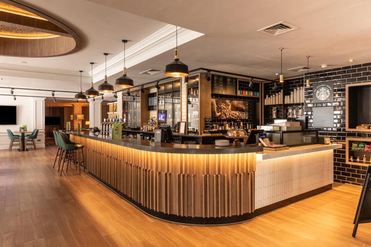 Holiday Inn Guildford By Ihg Esterno foto