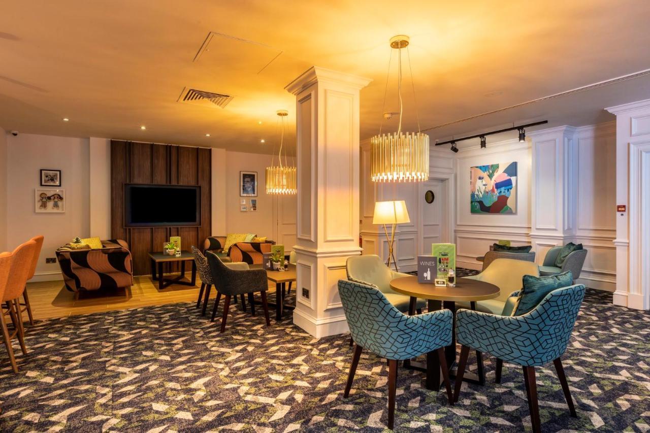 Holiday Inn Guildford By Ihg Esterno foto